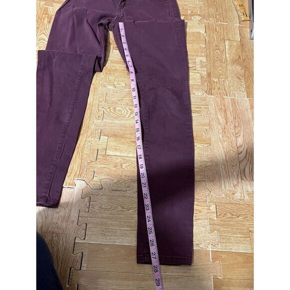 Refuge Denim Distressed Skinny Jeans ~ Sz 2 ~ Burgundy ~ Mid Rise ~ 27" Inseam - Picture 9 of 11